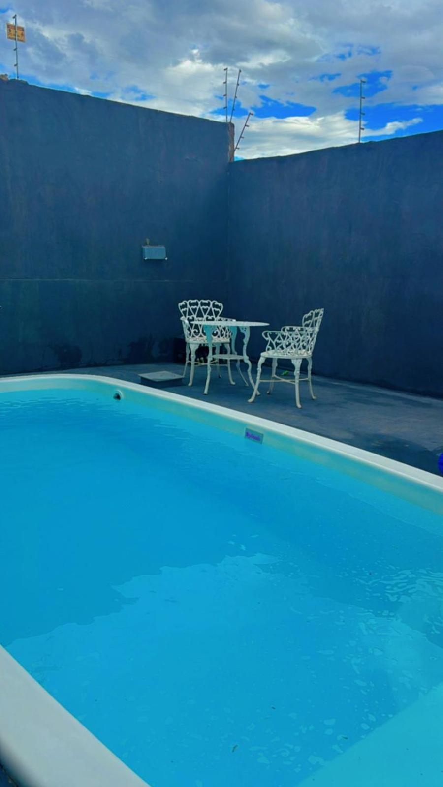 Casa Piscina Quente Acomodação com café da manhã  Caldas Novas