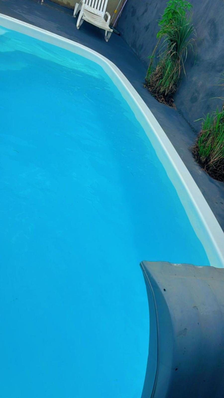 Casa Piscina Quente